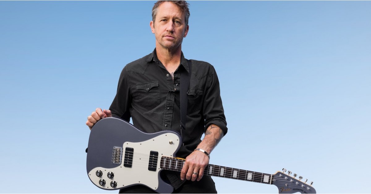 使用 Fender 全新 Chris Shiflett Signature Cleaver Telecaster 吉他，像 Foo Fighter 一樣撕碎